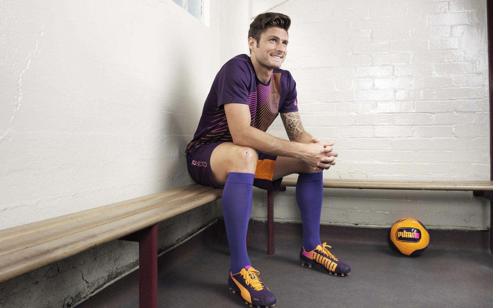 欧冠创造良机榜新星闪耀,索博斯洛伊7次领跑,加克波与德凯特莱尔紧追不舍