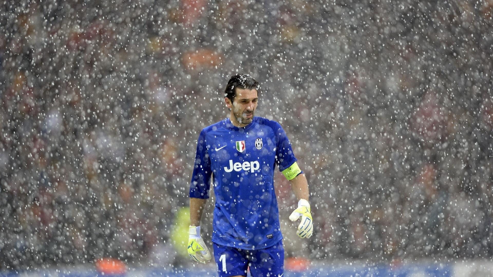 开云体育app官网-阿特金森采访全文揭示，莫布利表现堪称史诗，汤姆林作用不可或缺